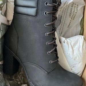 Timberland Women's Black Leather Boots 7.5